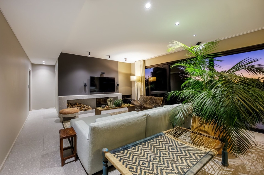 4 Bedroom Property for Sale in Pearl Valley at Val de Vie Western Cape